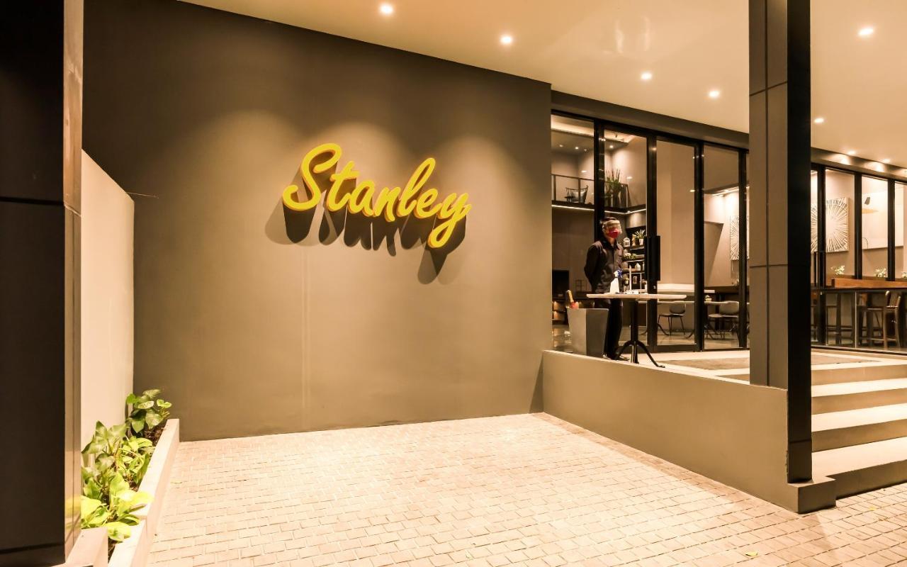 Hotel Stanley Wahid Hasyim Yakarta Exterior foto